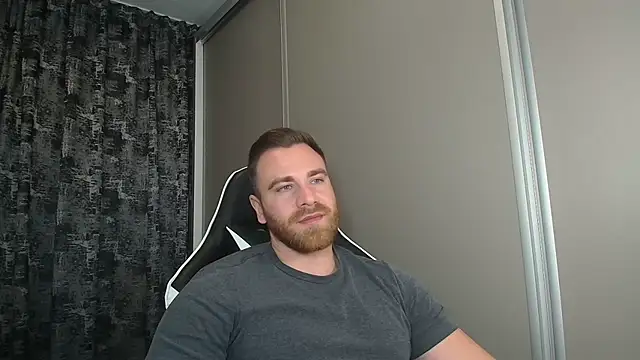 Thori92 online show from November 2025 06:50:01 PM