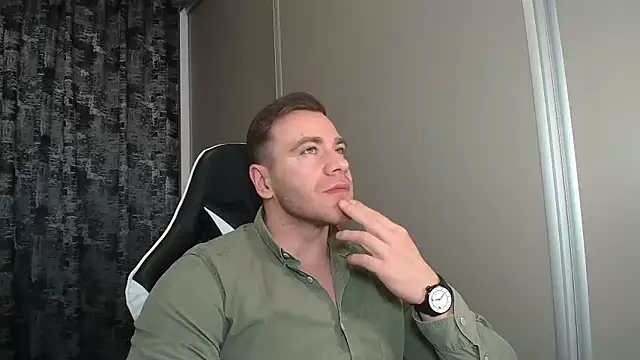 Thori92 online show from April 2026 11:29:01 AM