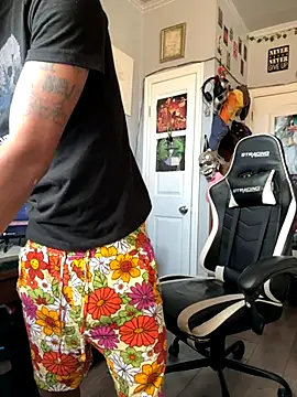 Snapshot of spideyzaddy chatting on September 2025 08:42:02 PM spideyzaddy online show from September 2025 08:42:02 PM