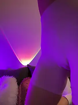 BarbieXs online show from December 2024 12:16:02 PM