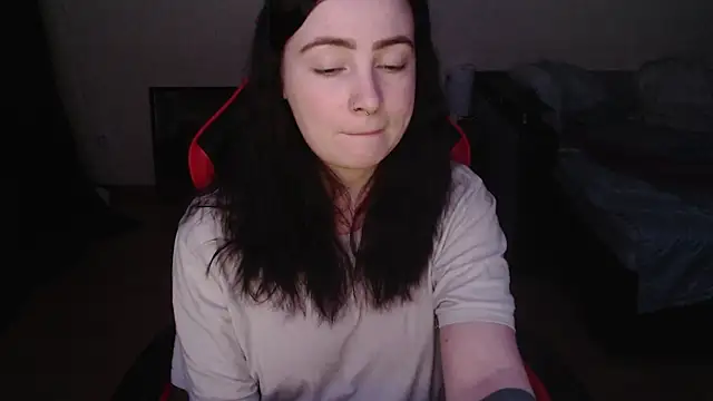 Laralianna online show from February 2026 07:50:02 PM