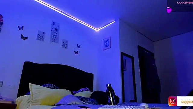 jessica ks online show from February 2025 12:41:01 AM