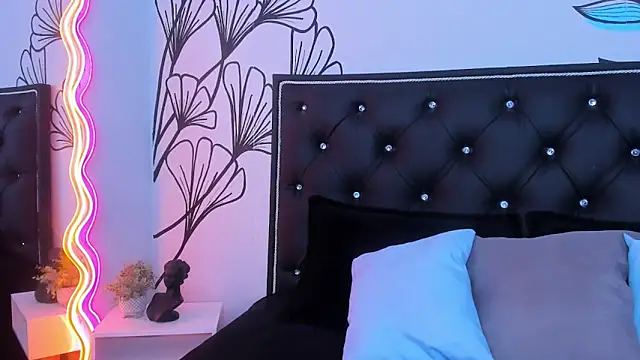 Sweet Ariadna  online show from October 2025 12:17:02 PM