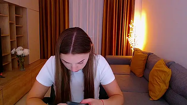  Mia Adams online show from October 2025 06:22:02 AM