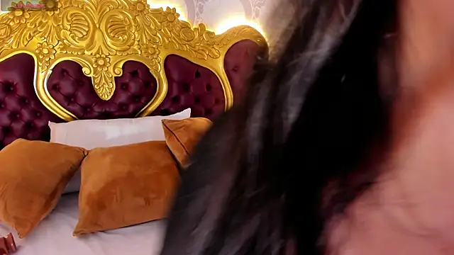 Snapshot of Dulce_26_ chatting on December 2024 05:21:01 PM Dulce 26 online show from December 2024 05:21:01 PM