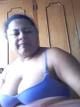 Monseratte21 online show from December 2024 05:06:02 PM