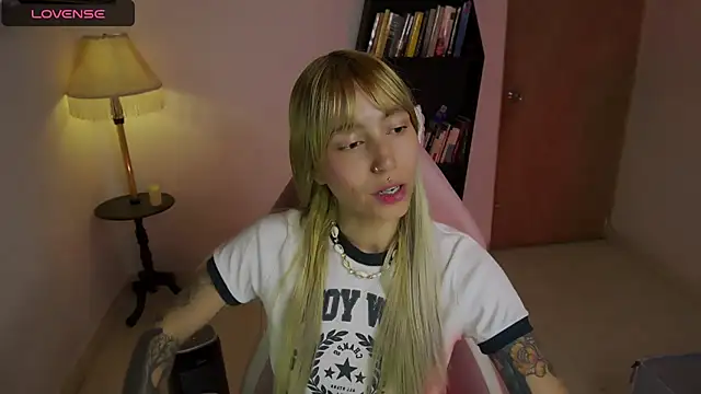 Saucy Jenn online show from February 2026 02:59:01 AM