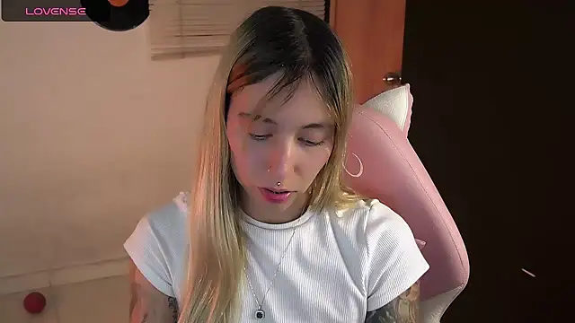 Saucy Jenn online show from June 2026 03:53:02 AM