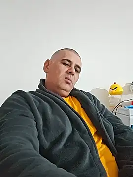 Snapshot of sile2000nou chatting on May 2026 07:23:02 PM sile2000nou online show from May 2026 07:23:02 PM