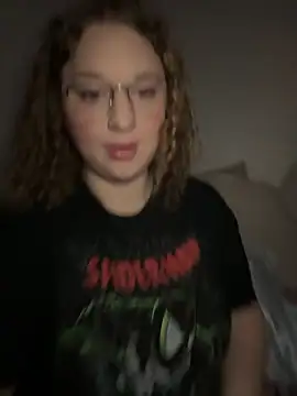 Snapshot of EmmieRae chatting on September 2025 04:14:02 AM EmmieRae online show from September 2025 04:14:02 AM