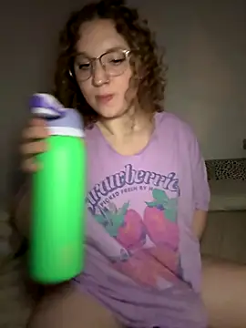 Snapshot of EmmieRae chatting on September 2025 04:38:01 AM EmmieRae online show from September 2025 04:38:01 AM