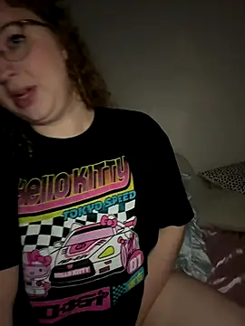 Snapshot of EmmieRae chatting on September 2025 04:40:02 AM EmmieRae online show from September 2025 04:40:02 AM