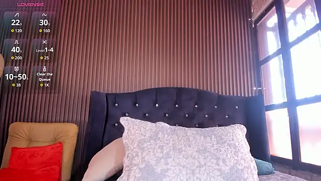 JuliaDawson  online show from January 2026 09:40:01 PM