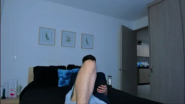 alejandro calderon1 online show from December 2025 05:48:02 AM