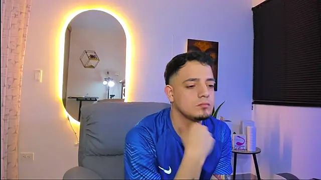 alejandro calderon1 online show from March 2026 04:03:01 AM