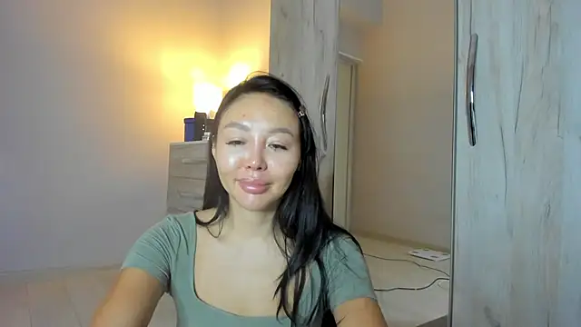 keiko hot online show from April 2026 02:44:01 AM