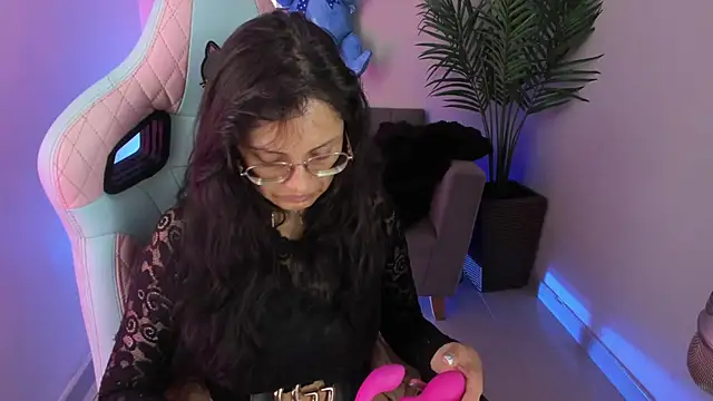 Snapshot of Kyomi_chang chatting on March 2025 01:30:02 PM Kyomi chang online show from March 2025 01:30:02 PM