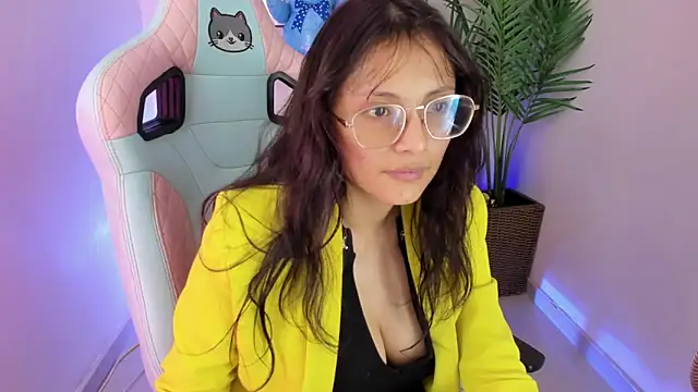 Snapshot of Kyomi_chang chatting on March 2025 04:09:01 PM Kyomi chang online show from March 2025 04:09:01 PM