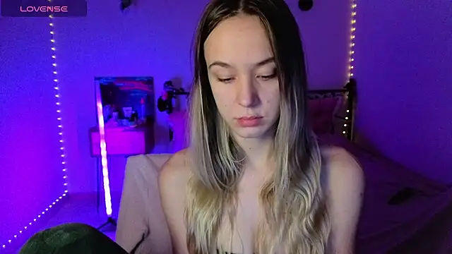 SexyCocobutt online show from November 2025 08:17:02 AM