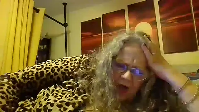 Snapshot of DestineeLoverGirl chatting on June 2026 01:36:01 PM DestineeLoverGirl online show from June 2026 01:36:01 PM