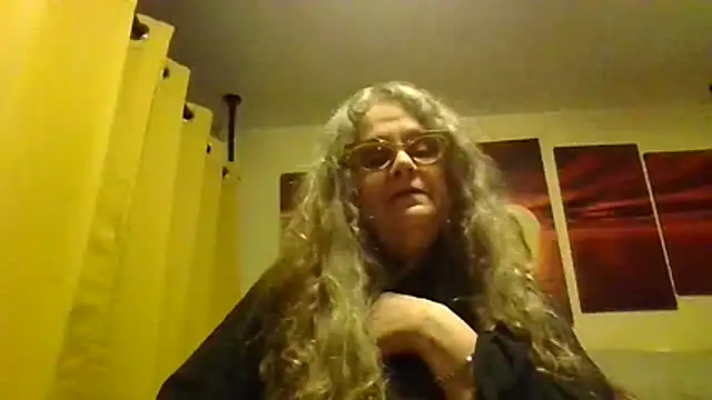 Snapshot of DestineeLoverGirl chatting on June 2026 09:57:02 AM DestineeLoverGirl online show from June 2026 09:57:02 AM