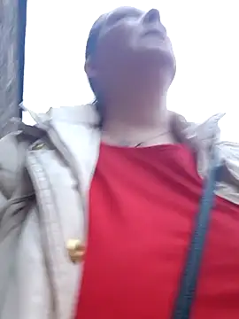 Snapshot of saharaheiss chatting on January 2025 03:28:01 PM saharaheiss online show from January 2025 03:28:01 PM