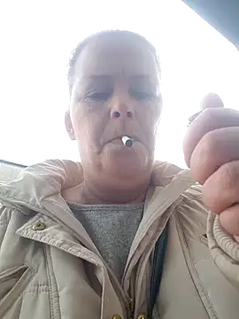 Snapshot of saharaheiss chatting on February 2025 01:28:01 PM saharaheiss online show from February 2025 01:28:01 PM