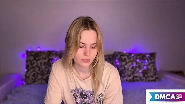 Snapshot of Chanel_Gill chatting on December 2024 05:20:02 PM Chanel Gill online show from December 2024 05:20:02 PM