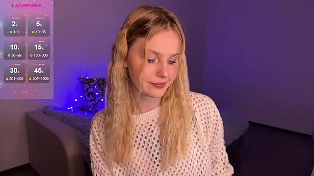 Snapshot of Chanel_Gill chatting on January 2025 03:26:01 PM Chanel Gill online show from January 2025 03:26:01 PM