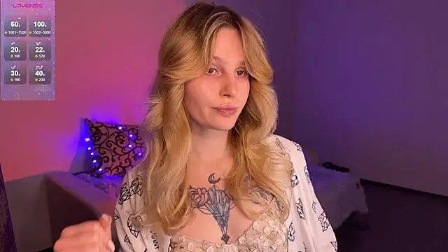 Snapshot of Chanel_Gill chatting on January 2025 06:43:01 PM Chanel Gill online show from January 2025 06:43:01 PM