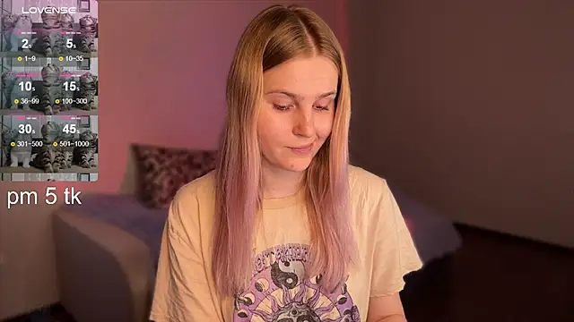 Snapshot of Chanel_Gill chatting on January 2025 10:19:01 AM Chanel Gill online show from January 2025 10:19:01 AM