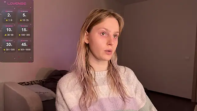 Snapshot of Chanel_Gill chatting on February 2025 01:02:01 PM Chanel Gill online show from February 2025 01:02:01 PM