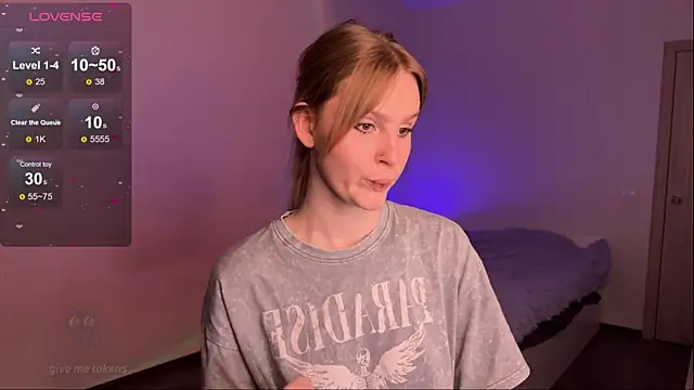 Snapshot of Chanel_Gill chatting on March 2025 04:08:02 AM Chanel Gill online show from March 2025 04:08:02 AM