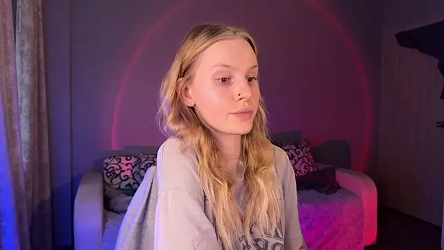 Snapshot of Chanel_Gill chatting on September 2025 03:45:02 PM Chanel Gill online show from September 2025 03:45:02 PM