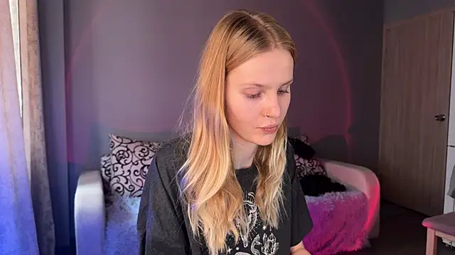 Snapshot of Chanel_Gill chatting on September 2025 05:30:01 AM Chanel Gill online show from September 2025 05:30:01 AM