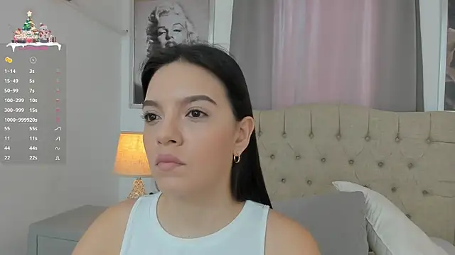 Snapshot of Beautyari_ chatting on December 2024 12:12:02 PM Beautyari online show from December 2024 12:12:02 PM