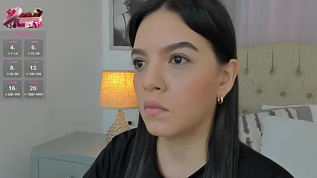Snapshot of Beautyari_ chatting on February 2025 12:27:01 PM Beautyari online show from February 2025 12:27:01 PM