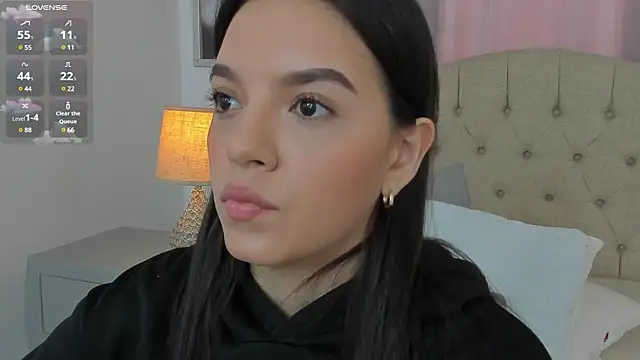 Snapshot of Beautyari_ chatting on March 2025 12:26:01 PM Beautyari online show from March 2025 12:26:01 PM