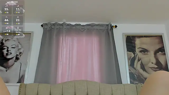 Snapshot of Beautyari_ chatting on March 2025 03:29:02 PM Beautyari online show from March 2025 03:29:02 PM