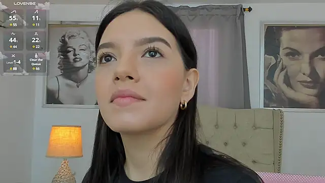 Snapshot of Beautyari_ chatting on March 2025 12:04:02 PM Beautyari online show from March 2025 12:04:02 PM