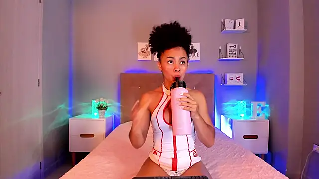 EmilyCoast-1 online show from December 2024 01:11:02 PM
