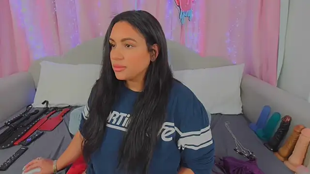 MeghanXO online show from December 2024 05:59:02 PM