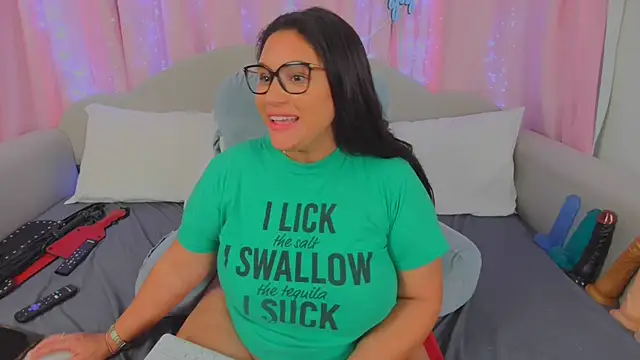 MeghanXO online show from December 2024 08:58:02 PM