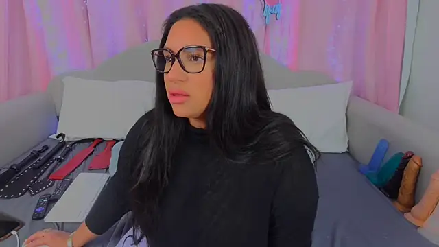 MeghanXO online show from January 2025 02:57:01 PM