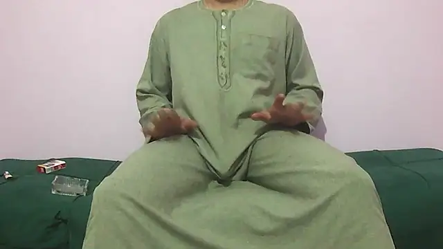 foxsanSs online show from September 2025 01:17:01 AM