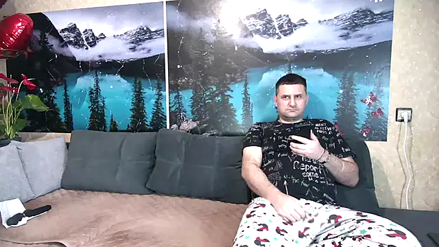 Snapshot of Big_Boss55 chatting on March 2025 09:35:02 AM Big Boss55 online show from March 2025 09:35:02 AM