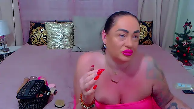 Snapshot of BustyVicky chatting on December 2024 10:55:02 PM BustyVicky online show from December 2024 10:55:02 PM
