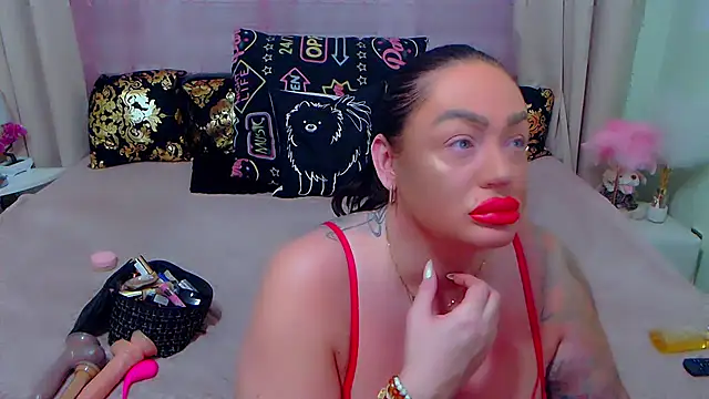 Snapshot of BustyVicky chatting on February 2025 09:57:01 PM BustyVicky online show from February 2025 09:57:01 PM