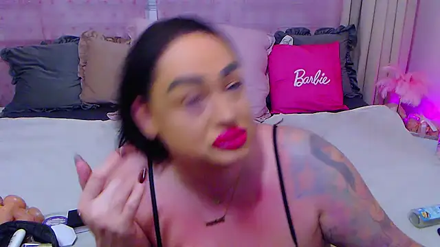 Snapshot of BustyVicky chatting on October 2025 09:25:02 PM BustyVicky online show from October 2025 09:25:02 PM