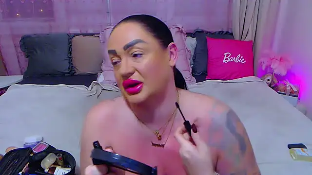 Snapshot of BustyVicky chatting on October 2025 09:03:02 PM BustyVicky online show from October 2025 09:03:02 PM